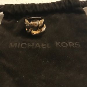 Michael Kors gold ring